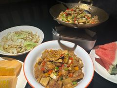 -湘西小馆(滨河路店)