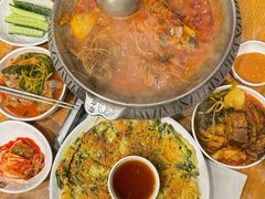 -喇喇排骨火锅·传统韩式脊骨汤(望京西园总店)