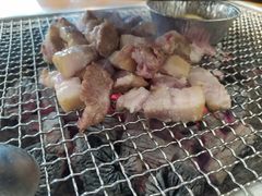 -肉甲韩国木炭烤肉(新壹街1店)