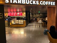 -星巴克臻选(国贸商城首店)