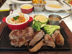 炙烤厚切板腱-豪客来牛排(中华城店)