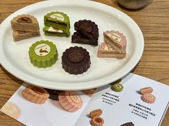 -Laderach 莱德拉(上海环贸iapm店)