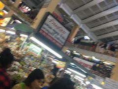 -瓦洛洛传统市场