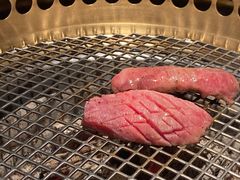 -铭牛烧肉·和牛海鲜自助(高新月牙湖店)