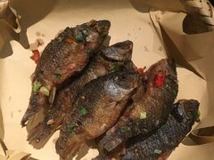 香酥禾花鱼-佬麻雀·新湘菜(珠海金发购物中心店)