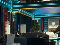 -屋有岛沉浸游戏旗舰店(中山公园店)