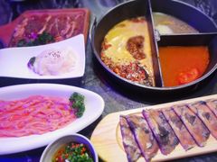 -热火朝天鲜切牛肉火锅(南强街巷店)