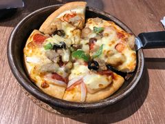 -必胜客(WOW中心城店)