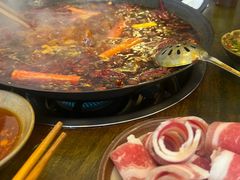 -黄潇洒老火锅(九眼桥宏济巷店)