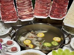 -犇鼎牛潮汕牛肉火锅(新辰里学清路店)