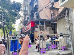 -覃肥叔桂林米粉(粮道街店)