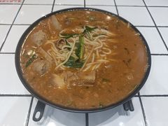 -肥汁米蘭香港米线(长宁来福士店)