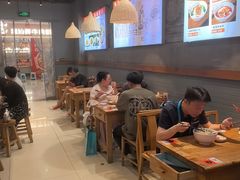 -湘人龙记老长沙米粉(鸟巢店)