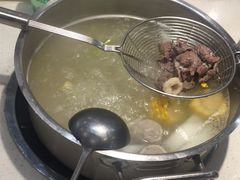 -浪里寻·臻牛养生牛肉火锅(方圆荟店)