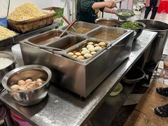 -球场热干面老店