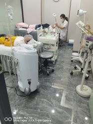 -苗方清颜专业祛痘·皮肤管理