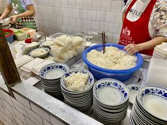 -高师傅特色米粉汤包(建设路店)