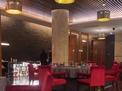-粤尚腾香居中餐厅(首都机场希尔顿店)
