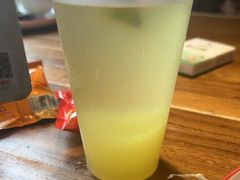 -新白鹿餐厅(银泰西湖文化广场店)