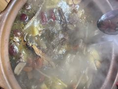 -威邵鸡煲(西华路总店)