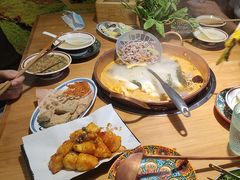 -洱火云南酸菜牛肉火锅(石景山当代商城店)