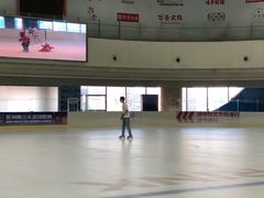 -冠军冰场CHAMPION RINK(环球银泰城店)