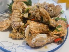 -嗨辣小聚·盘锦河蟹·海鲜烧烤龙虾(盘锦十年好店)