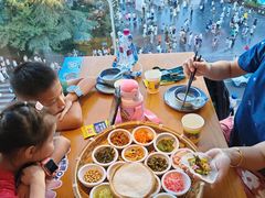 -包整·丝娃娃(一览甲秀楼风景店)