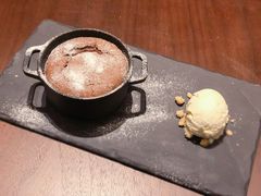 -恰餐厅及酒吧 CHAR Bar & Grill (北京丽都皇冠假日店)