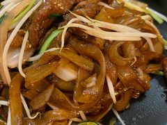 干炒牛河-来龙里 精致 东南亚餐室(万象城店)