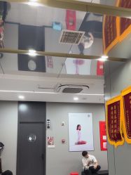 -单色舞蹈