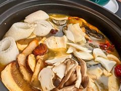 -野菌皇海景野生菌火锅(滨海大道店)
