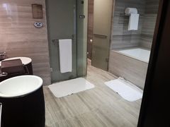 -深圳隐秀山居酒店