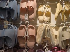 -名创优品(北京NTP新城广场店)