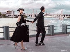 -爱我旅拍婚纱摄影(大理店)