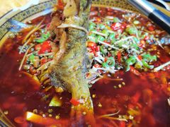 香辣黄辣丁-呱呱叫民俗风味主题餐厅(沣峪口店)