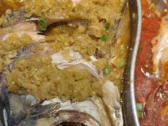 -阿瓦山寨·湘菜现炒·剁椒鱼头王(咸阳总店)
