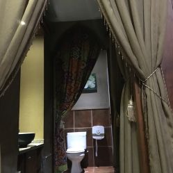 -蕾蕾美颜美容美体