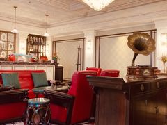 -东湖宾馆金玫瑰酒吧