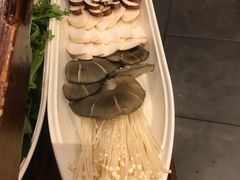 -亿诣蝎府炸酱面羊蝎子火锅(酷车小镇店)