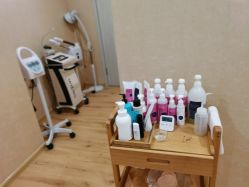 -涂tu指甲日式美甲美睫店