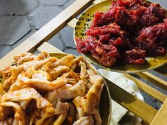 特色牛肉-阿昌白族石板烧·菌锅(大理古城店)