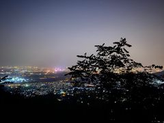 -鬼笑石后山停车场