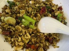 -老唐三下锅 ·张家界地标美食(溪布街店)