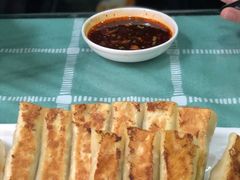 虾肉锅贴-众口斋锅贴(银泰城店)