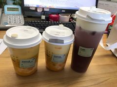 -喜茶(杭州滨江宝龙店)