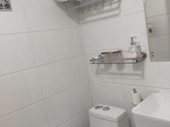 -德全心悦酒店(北京金台路地铁站店)