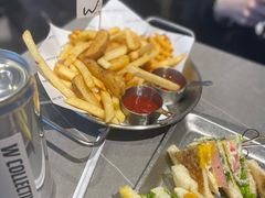 -W COLLECTIVE  DESSERT SHOP
