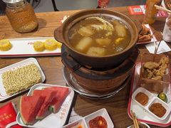 -阿润打边炉·鲜切鸡煲(华漕店)