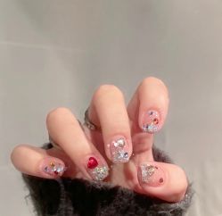 -斯馨·健康美甲美睫